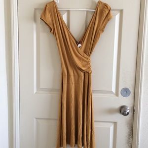 Comfy gold dress